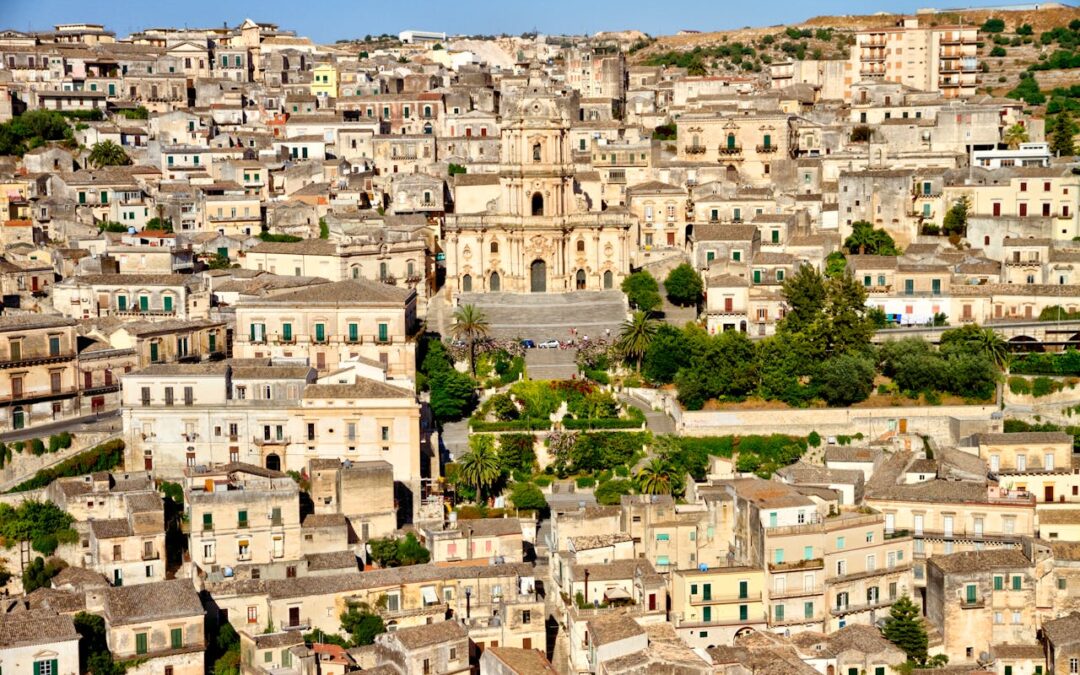 Modica travel guide: historic centre, views and chocolate